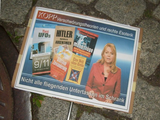 Eva Hermann und der Kopp-Verlag: Nicht alle fliegenden Untertassen im Schrank