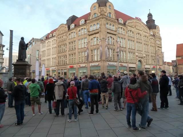 Montagsdemo in Erfurt im Schatten von Luther