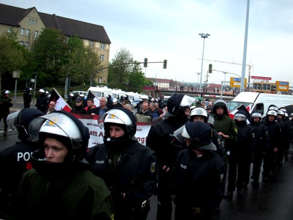 Polizei verhindert Naziaufmarsch am 1. Mai 2010 in Erfurt